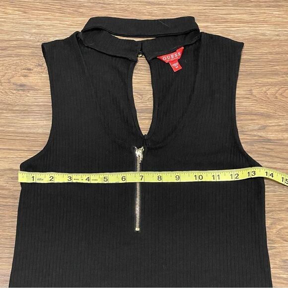 Guess Sleeveless Choker Ribbed Top 1/2 Zipper Front Black Size Medium - Picture 12 of 12